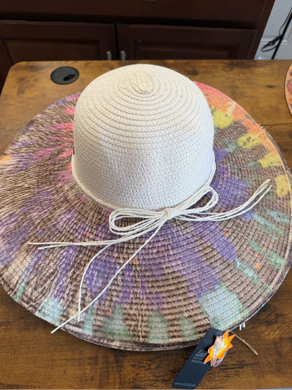 Women’s Beach Hats Bundle of 8 - Picture 6 of 8